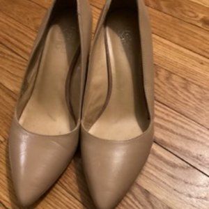 SZ 10 Franco Sarto Beige Pointed Toe Wedge
